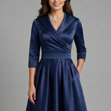 Damen Midi Kleid mit V-Ausschnitt und gefälteltem Bund