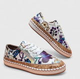 Blau mit Blumen