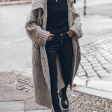 Marlene | Damen Oversized Grobstrick-Cardigan mit Revers und Knöpfen